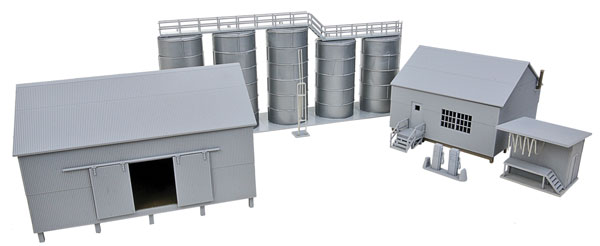 Trackside Oil Dealer with Storage Tanks by Walthers 