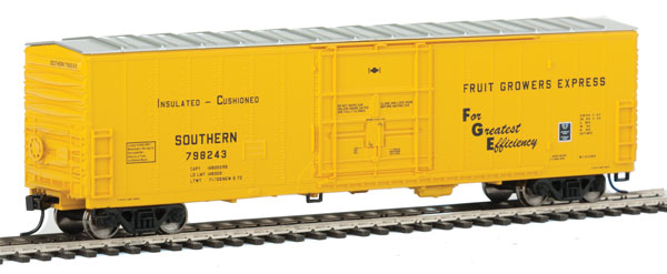 50' FGE Insulated Boxcar Southern by Walthers @ dallasmodelworks.com